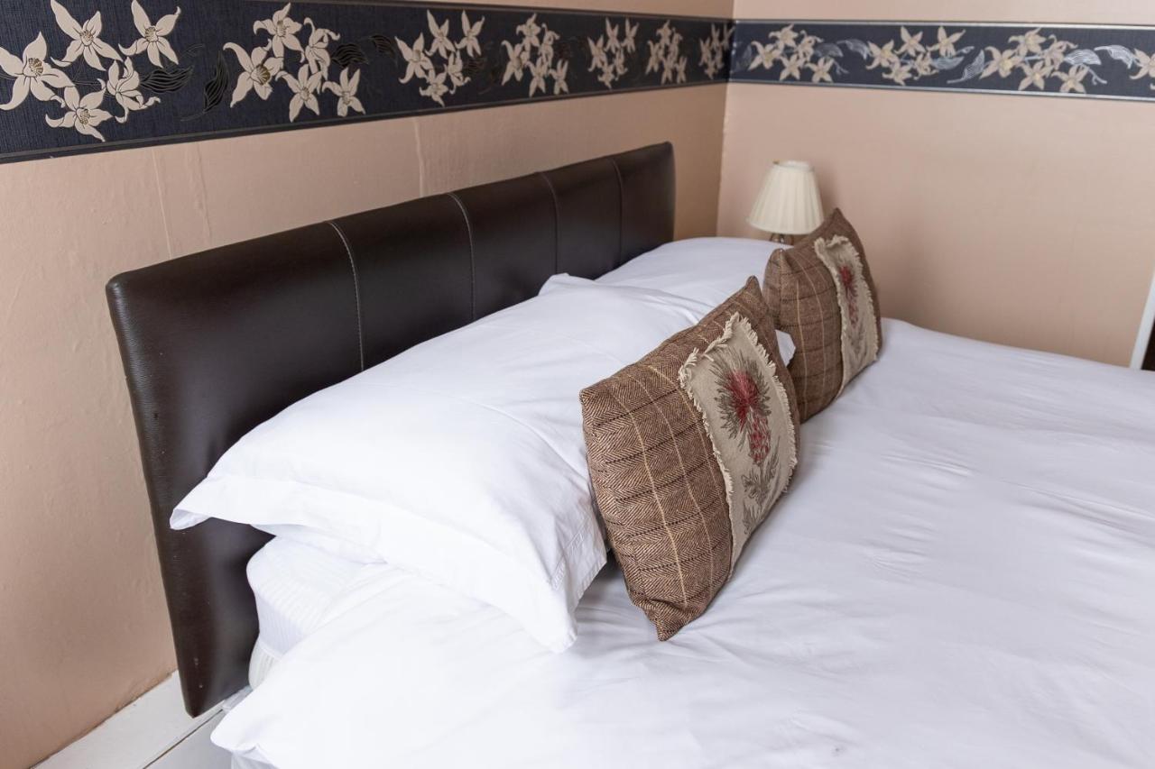 Carlton Hotel Forres Buitenkant foto