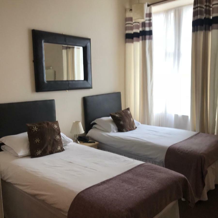 Carlton Hotel Forres Buitenkant foto